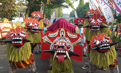 Munding Komunitas Budaya Bandoengmooi Rekonstruksi Mitos Munding Dongkol dalam ...